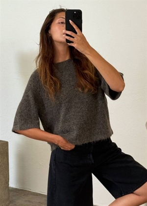 Abbie knit Mole Melange Boii Studios